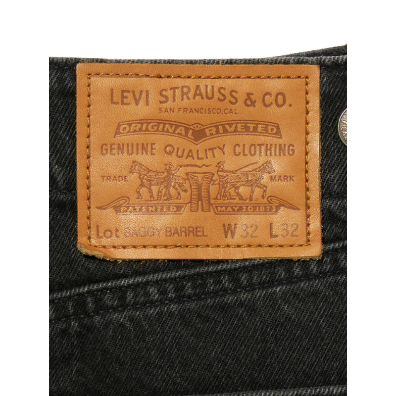 Levi’s BAGGY BARREL JEANS "BLACK" 0057O-0003