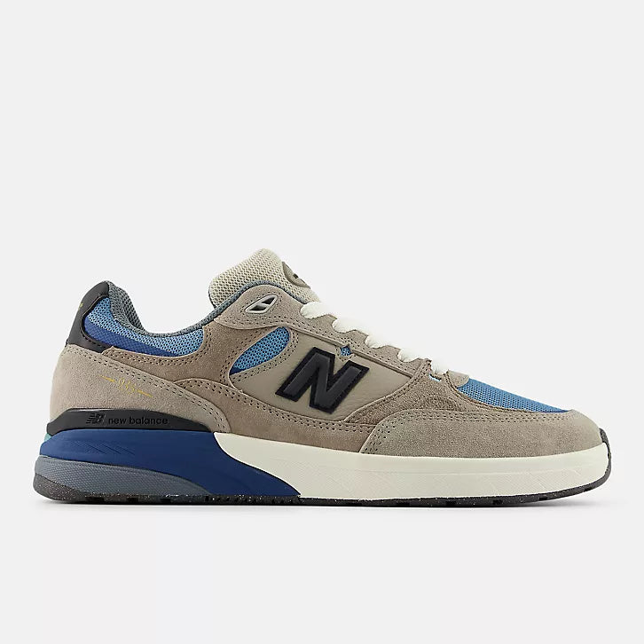 【Exclusive】New Balance NB Numeric Andrew Reynolds 933 "MUSHROOM with STILL WATER"